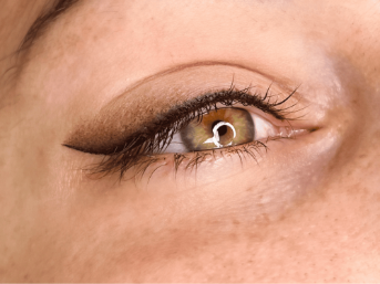 Découvrez tout sur l’eye-liner permanent : techniques, résultats, avantages, précautions et conseils d’experts pour un regard sublimé durablement.